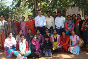 Students and staff with Tasar factory officials